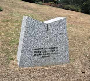 Deutsche Kriegsgräberstätte Mont d’Huisnes