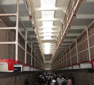 Zellenblock mit je 3 Etagen