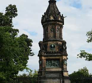 Kriegerdenkmal im Fürstenwallpark