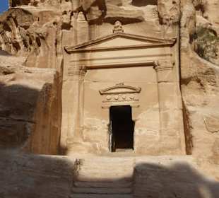 Felsengrab in Klein Petra / Little Petra