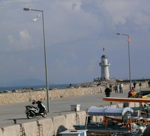 Blue Wave Suite Hotel