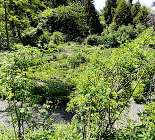 Spaziergang durch den Historischen Bauerngarten