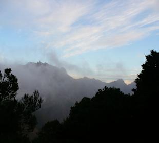 Blick von einem Levadaweg am Encumedapass