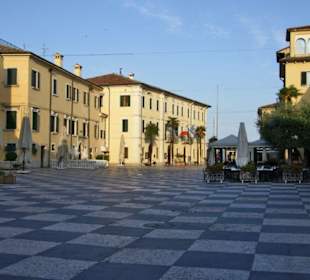 Piazza Vitorio Emmanuelle II.