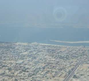 Blick auf Alt Dubai und Meer
