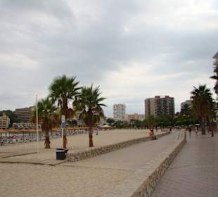 Deptak w Palma Nova (część przy plaży nr 3)