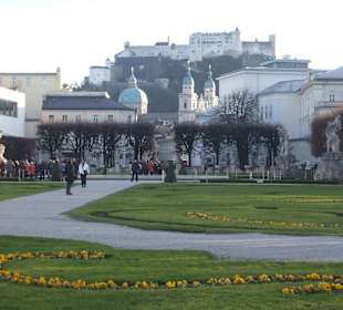 Schlossgarten Mirabell mit Festungsblick Salzburg