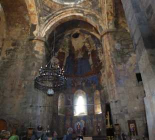 Akhtala-Altarbild, Zerstörte Madonna