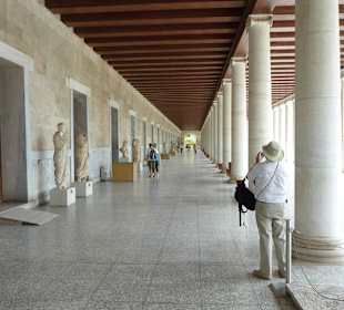 Stoa - Museum  Säulengang