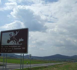 Informationstafel zwischen Geisa und Rasdorf