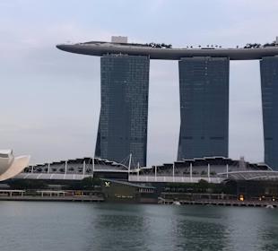 Das Marina Bay Sands mit dem Skypark on Top