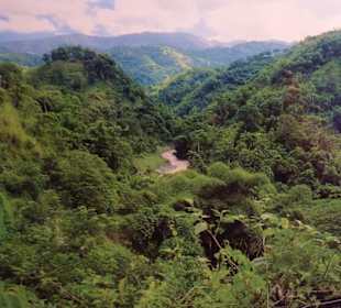 Helikopterflug über Jamaika