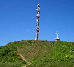 Blick auf den Funkturm des Oberlandes