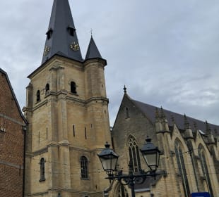  Sint-Mauritiuskerk in Bilzen, Belgien 