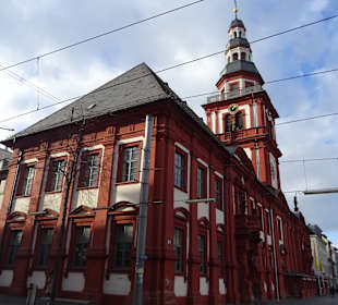Bei der Pfarrkirche St. Sebastian