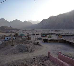 Sonnenuntergang im Beduinendorf