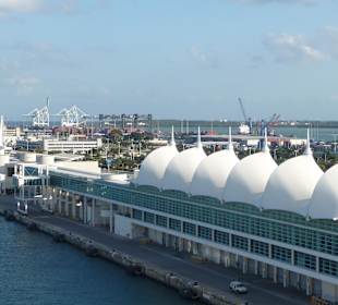 Hafenausfahrt in Miami