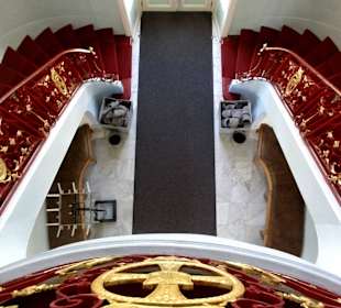 Blick in das einmalige Treppenhaus