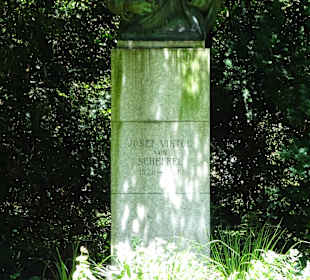 Schloss Schönau "Trompeterschloss"