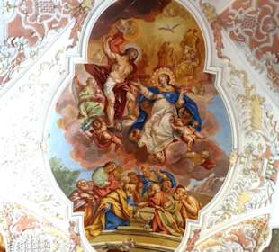 Darstellung Marias in den Himmel