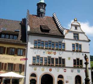 Das Rathaus - der Ursprung des Übels