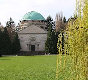 Mausoleum im Schlosspark