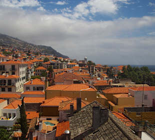 Über den Dächern von Funchal