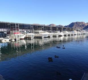 Ausfahrt aus der Marina