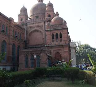 Außenansicht des Lahore Museum