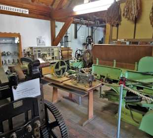 Ausstellung in der Remise der Windmühle Varel