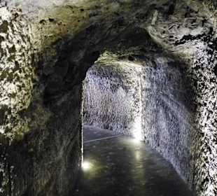 Hier geht es durch zum Restaurant