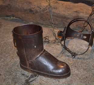 The boot of pain & torture.