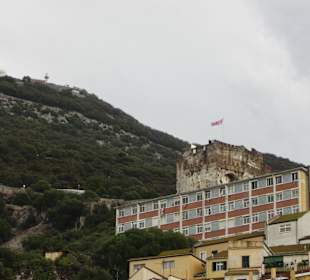 Stolz weht der Union Jack in Gibraltar als Stachel