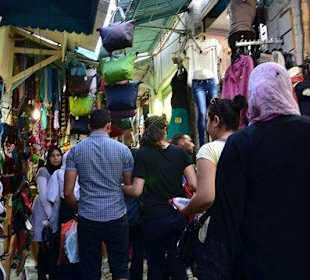 Souk w Tunisie