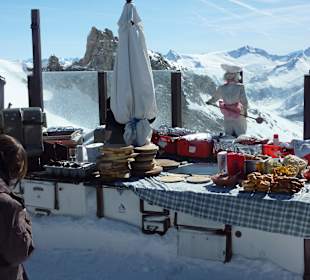 Gletscherhütte auf 3000 m