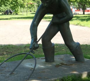 Der Krabbenfischer im Kurpark von Cuxhaven