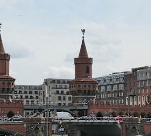 Blick zur Oberbaumbrücke