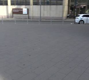 Obelisk des Tutanchamun von Rita McBride