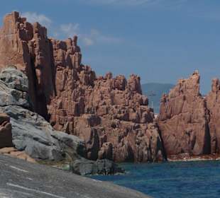 Sehenswerte rote Klippen