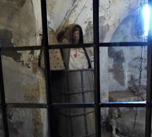 Folter mittels "Eiserne Jungfrau"