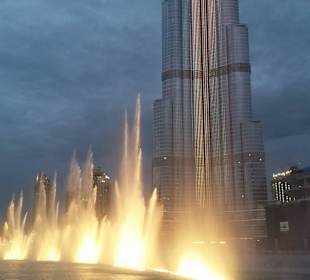 Wasserfontänen Dubai Mall