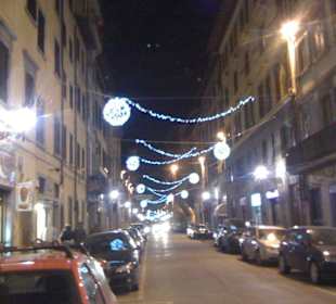 Улица вечером