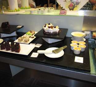 Kleine Auswahl vom Kuchenbuffet