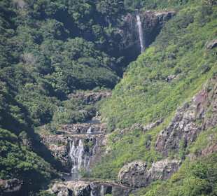 Ein anderer Blick zu den Wasserfällen von Tamarin