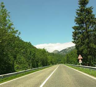 Im Juli Anfahrt zum Plöckenpass Traumwetter