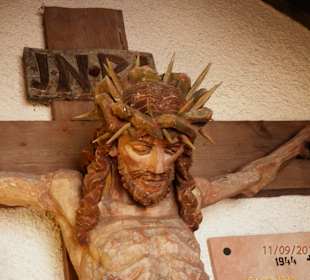 Christus am Kreuz - Kirche Filzmoos