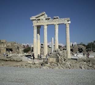 Apollo Tempel-Anlage Side