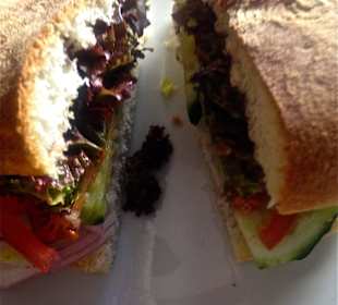 Veggie Ftira im Lucianos