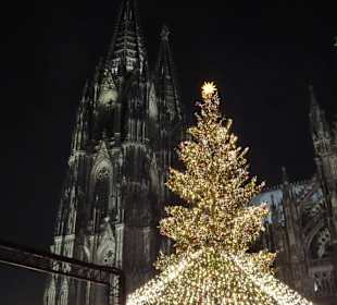 Impressionen vom Weihnachtsmarkt am Kölner Dom