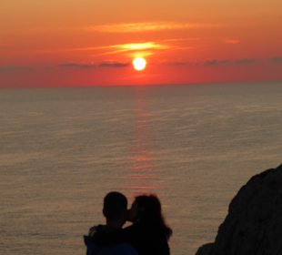 Sonnenaufgang beim Leuchtturm